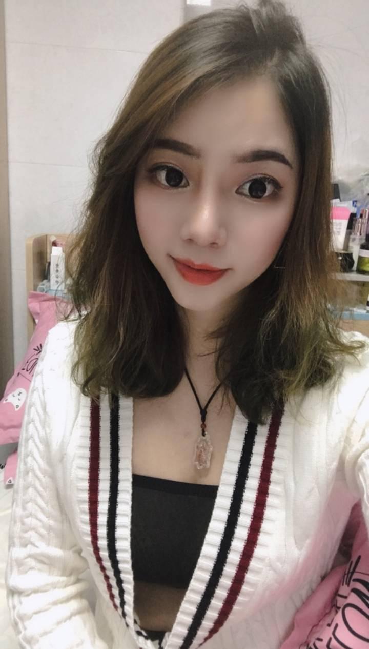 直接爽快的一个妹子